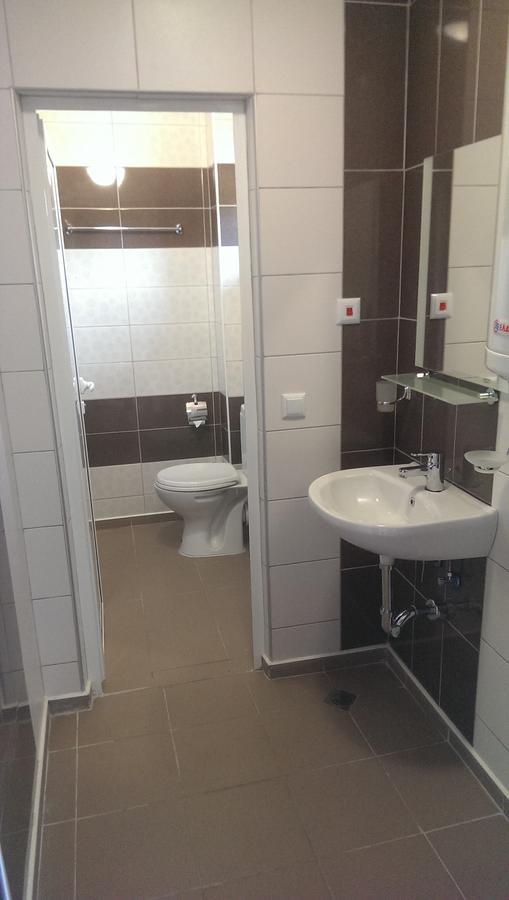 Ethnocomplex Krivini Hotell Eksteriør bilde