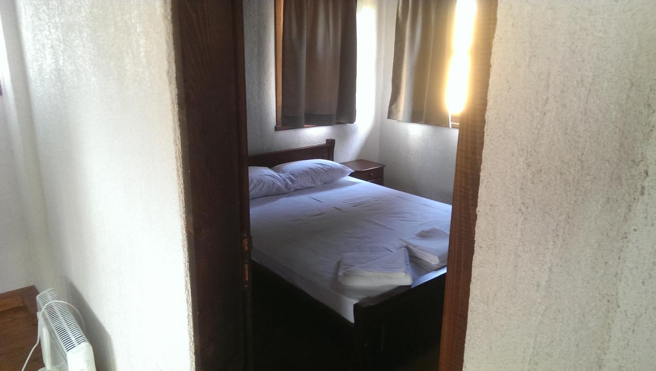 Ethnocomplex Krivini Hotell Eksteriør bilde